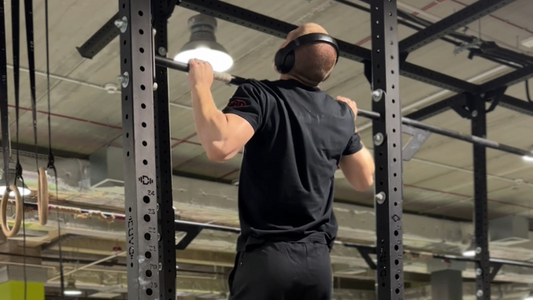 Podciąganie nachwytem / wide grip pull up